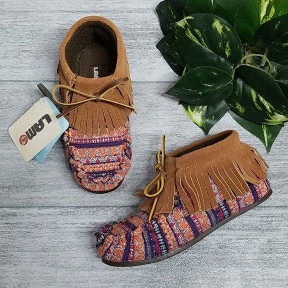 Lamo Footwear Ava Multicolor Faux Suede Fringe Moccasin Bootie NEW Girls 3Y - Picture 1 of 10